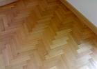 PARQUET ROVERE A SPINA DI PESCE IN DIAGONALE